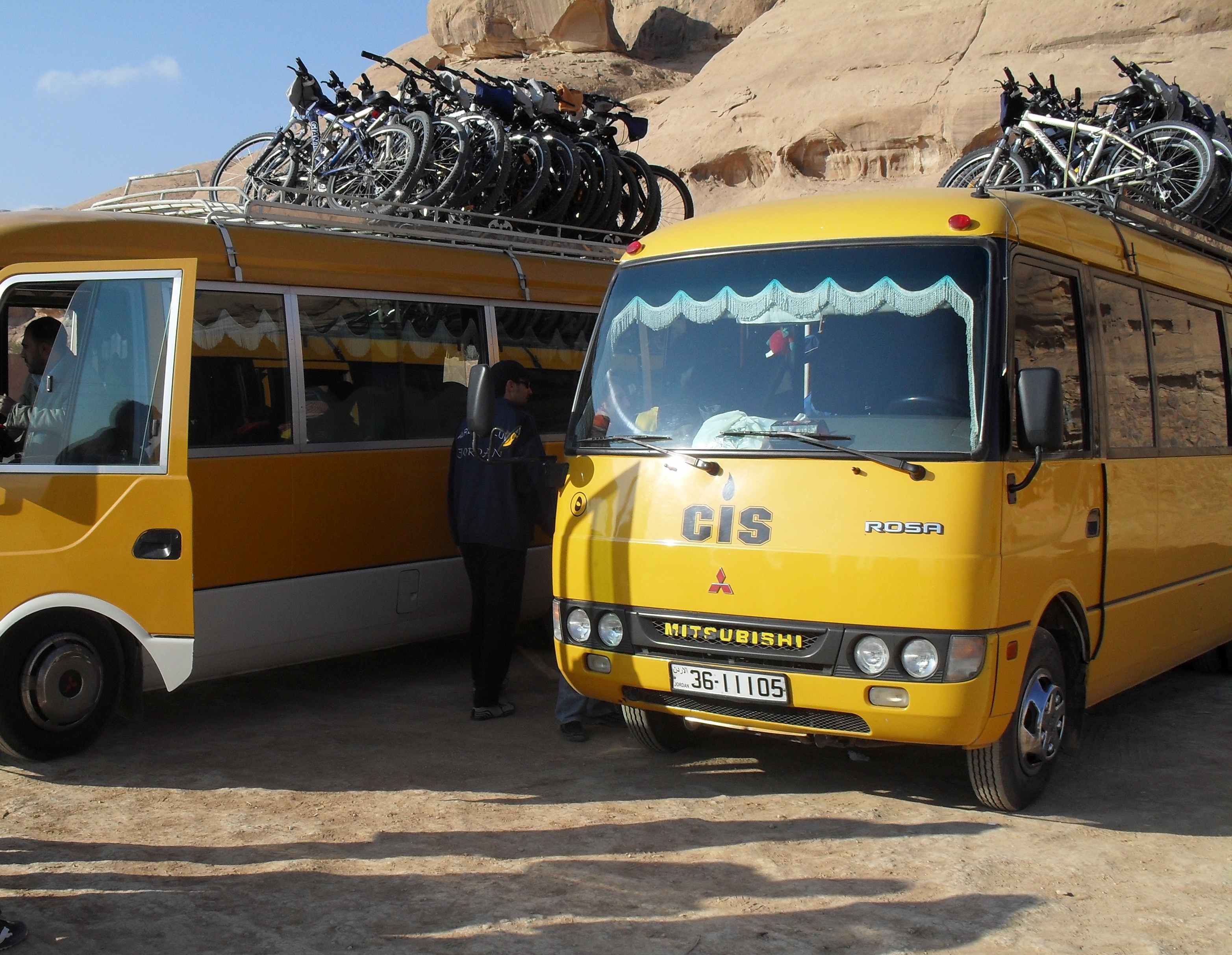 Cyclng club.  Transport